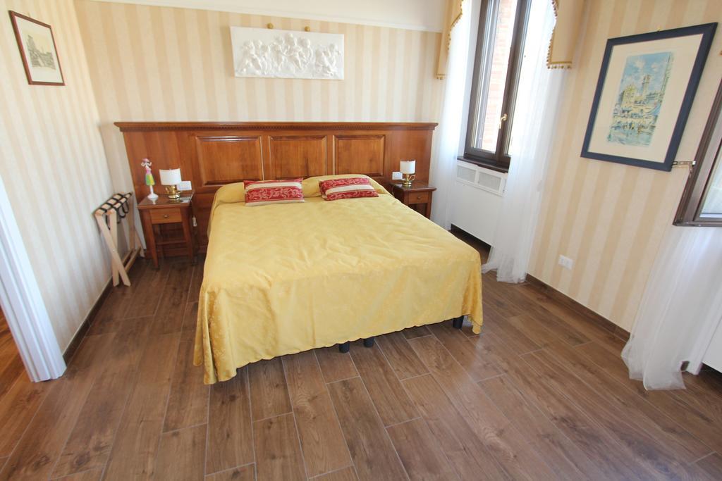 Area Sacra Relais Bed & Breakfast Roma Cameră foto